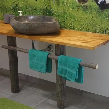 In Dietringen Mit Privatem Garten Und Neben Dem Apartment Rieden